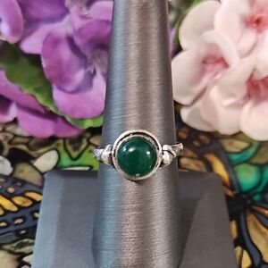 Green Chalcedony Gemstone Ring - Size 8 3/4